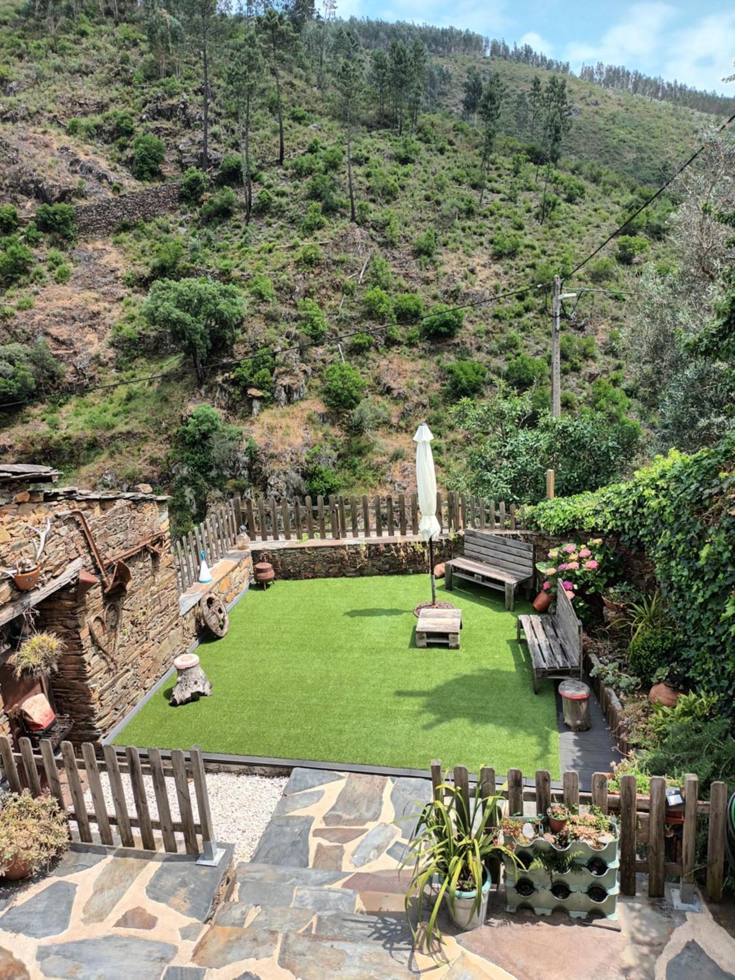 A Casa Da Natalia Pension Cha de Alvares Buitenkant foto