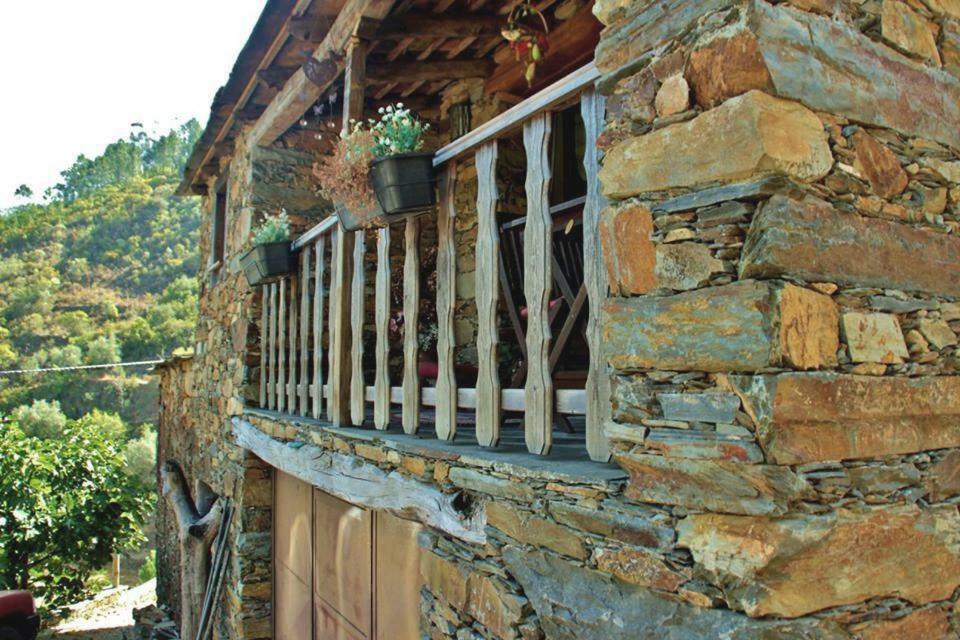 A Casa Da Natalia Pension Cha de Alvares Buitenkant foto